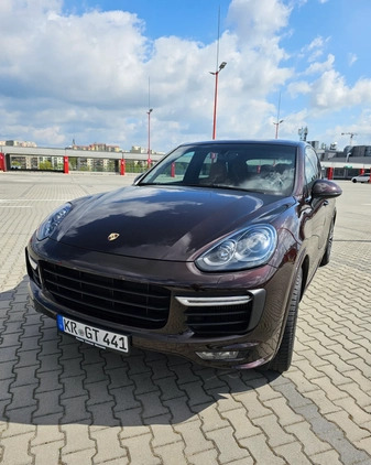 Porsche Cayenne cena 209100 przebieg: 146000, rok produkcji 2015 z Kielce małe 562